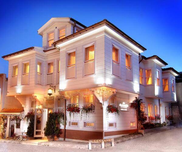 Darussaade Hotel