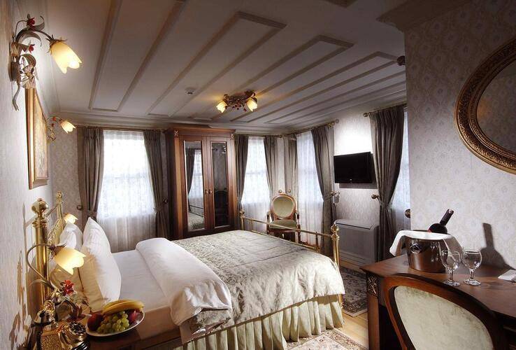 Darussaade Hotel