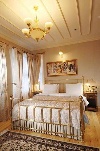 Darussaade Hotel