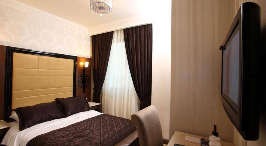 Asia City Hotel