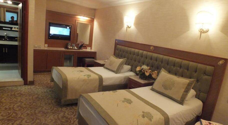 Grand Asiyan Hotel