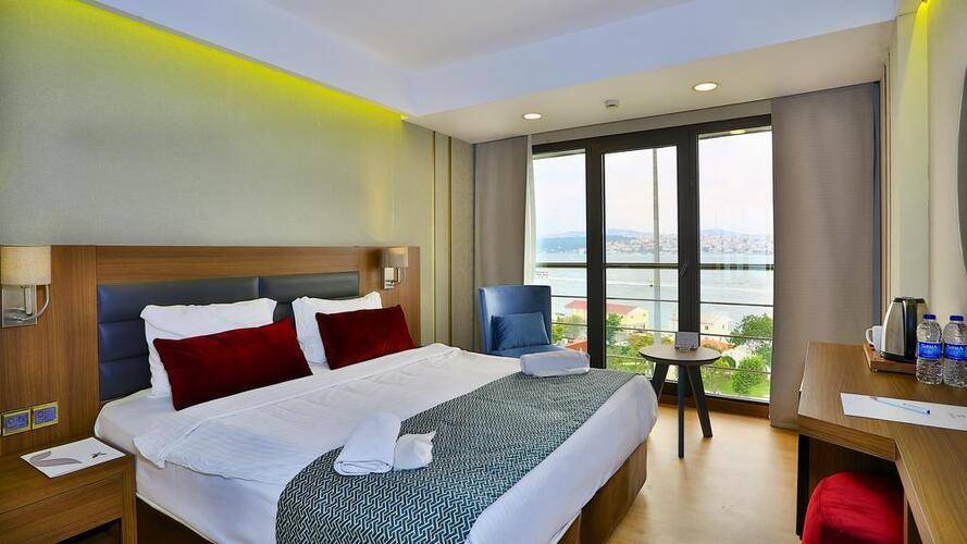 Zimmer Bosphorus Hotel