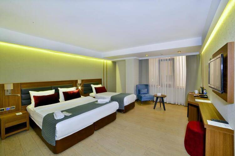Zimmer Bosphorus Hotel