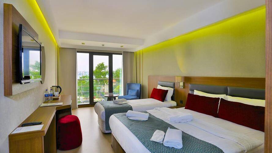 Zimmer Bosphorus Hotel