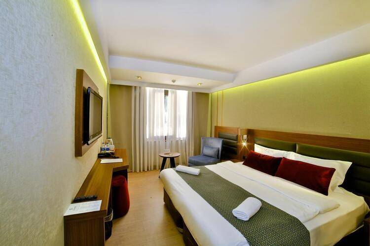 Zimmer Bosphorus Hotel