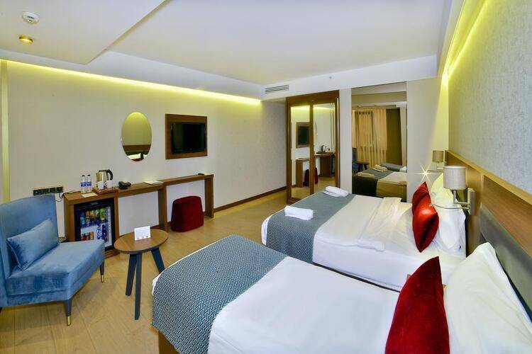 Zimmer Bosphorus Hotel