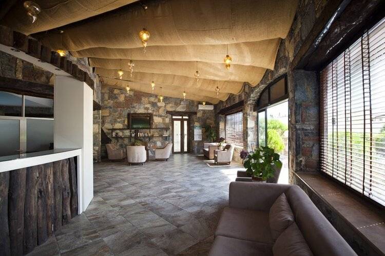 Risa Hotel