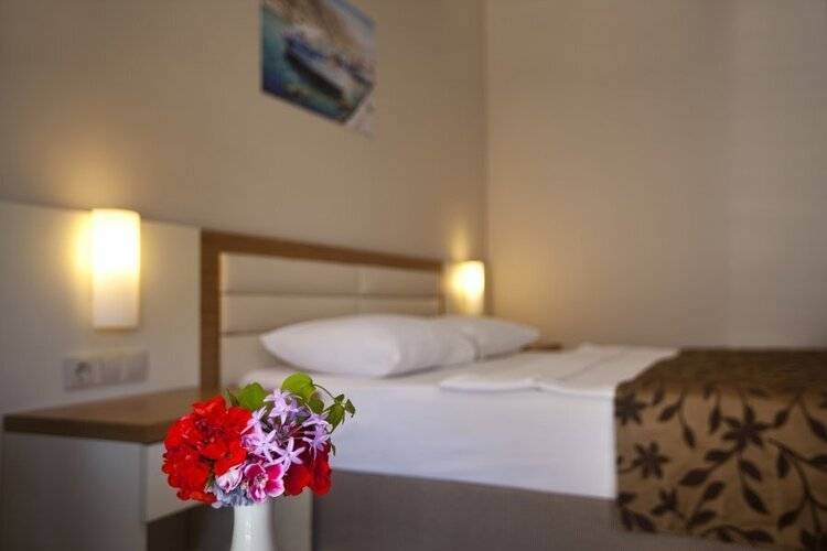Risa Hotel