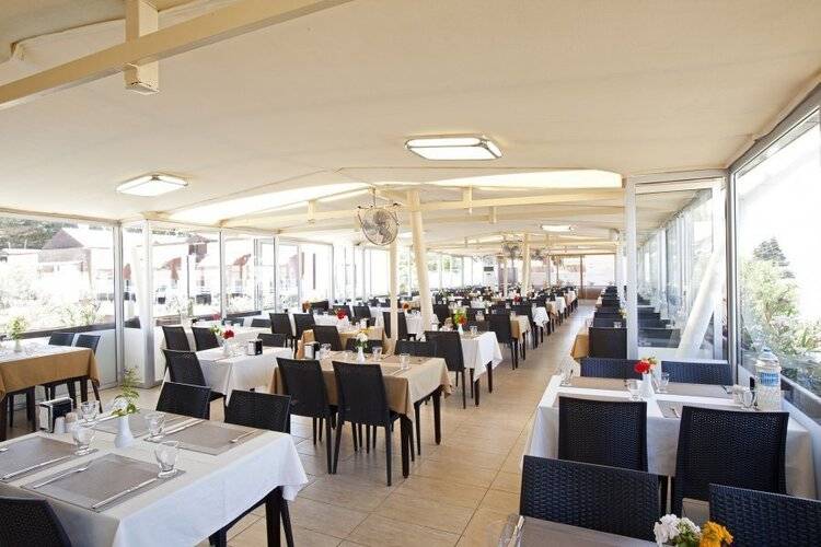 Risa Hotel