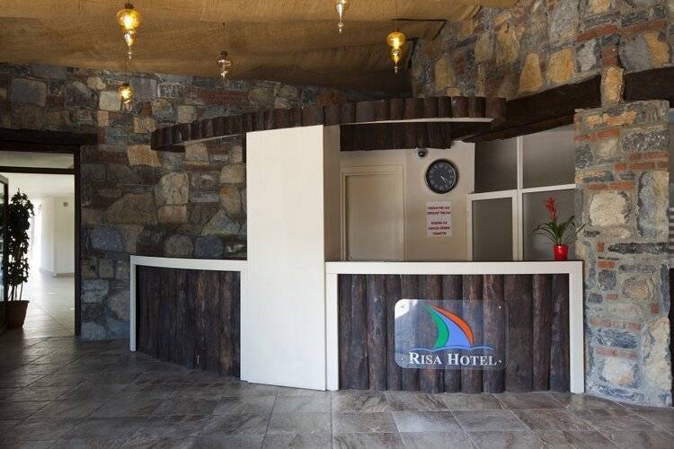Risa Hotel