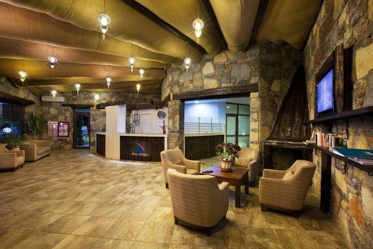Risa Hotel