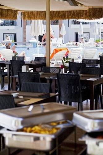 Risa Hotel