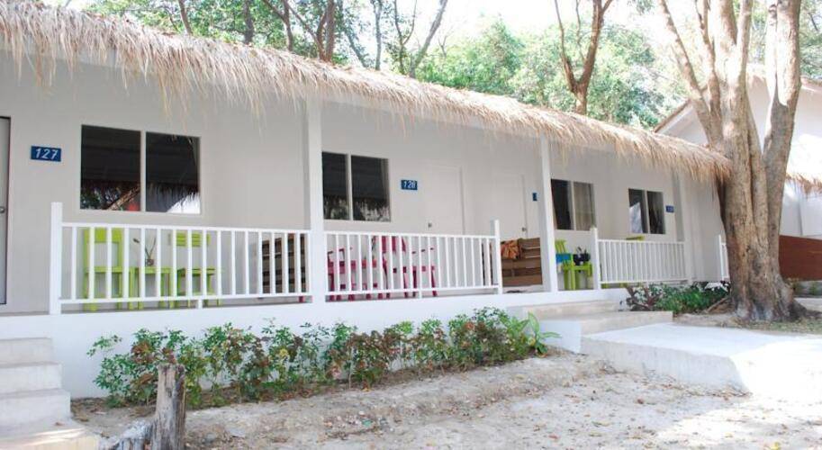 Baan Supparod Hotel