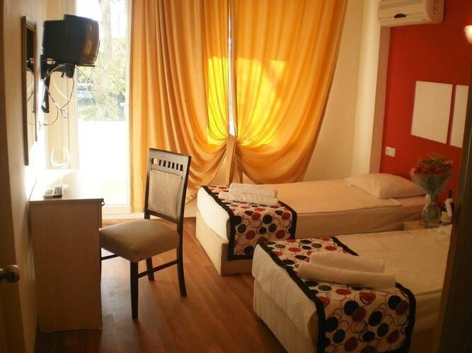 Skys Hotel