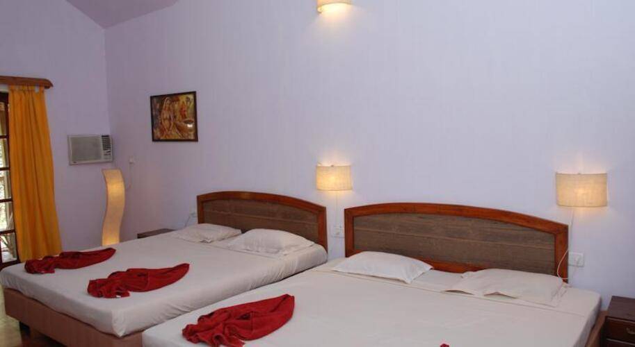 Sea Breeze Inn Resort