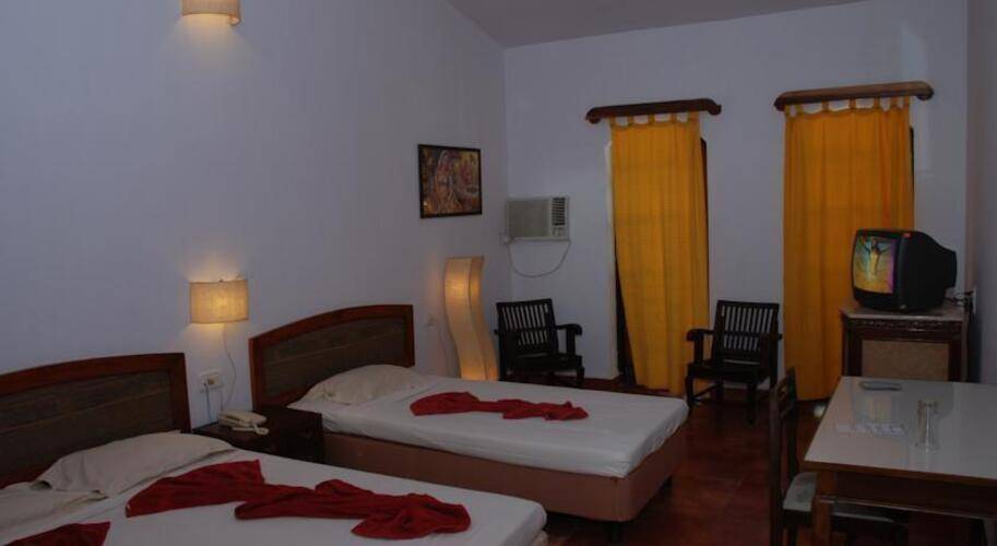 Sea Breeze Inn Resort
