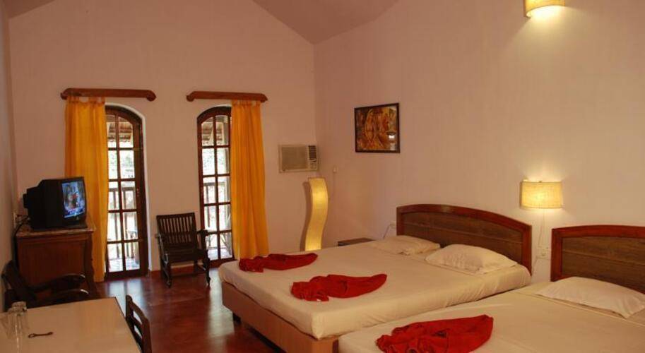 Sea Breeze Inn Resort