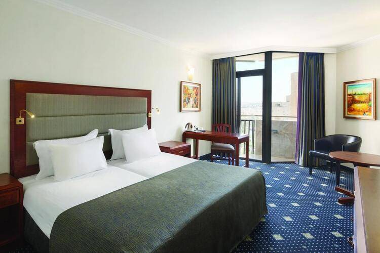 Отель Ramada & Conventions ( Ex. Ramada Jerusalem )