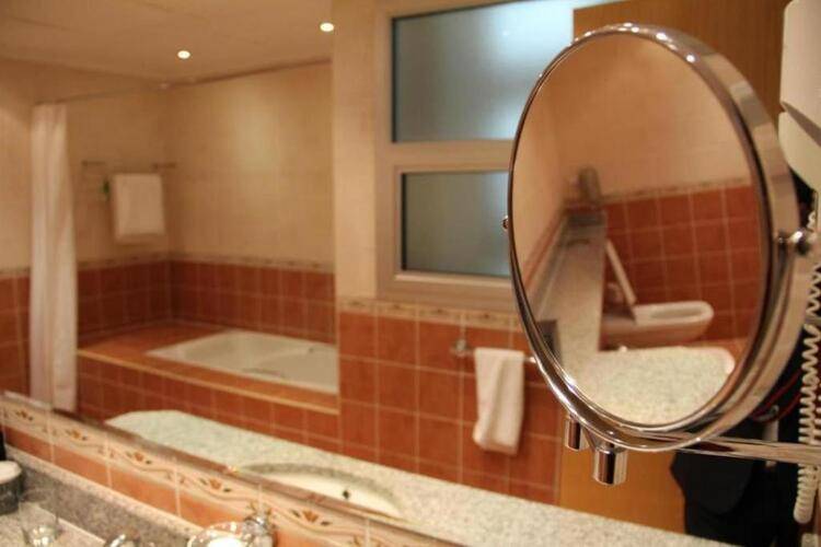Villaggio Hotel Abu Dhabi (Ex. One To One Hotel The Village)