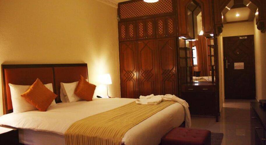 One To One Hotel & Resort Ain Al Fayda