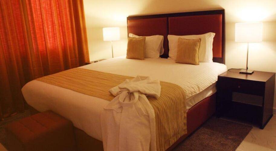 One To One Hotel & Resort Ain Al Fayda