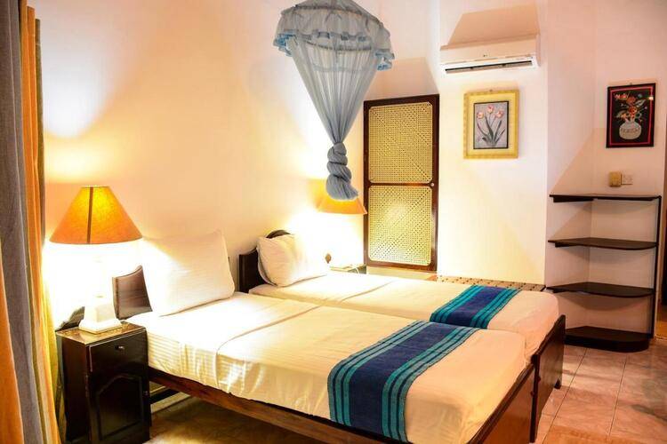 Hikka Bliss (Ex. Ranmal Beach Hotel)