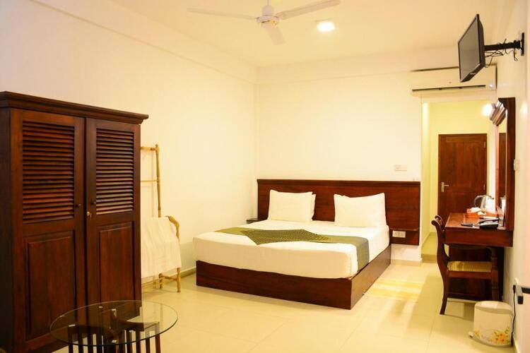 Hikka Bliss (Ex. Ranmal Beach Hotel)