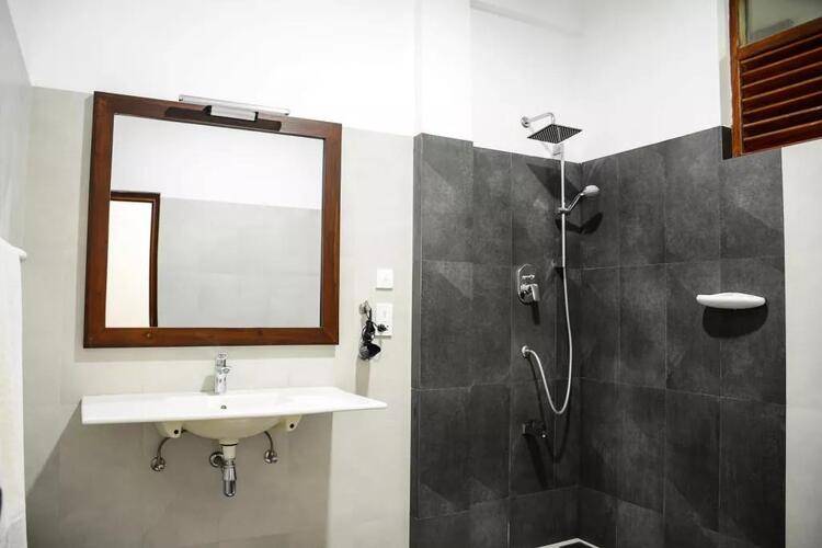 Hikka Bliss (Ex. Ranmal Beach Hotel)