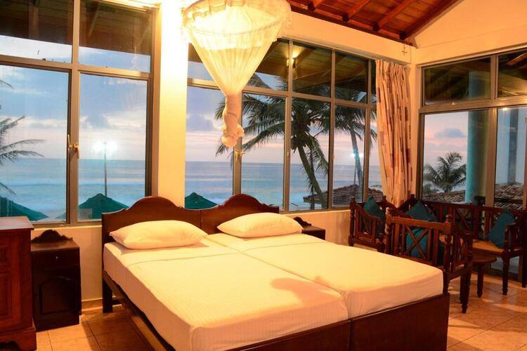 Hikka Bliss (Ex. Ranmal Beach Hotel)