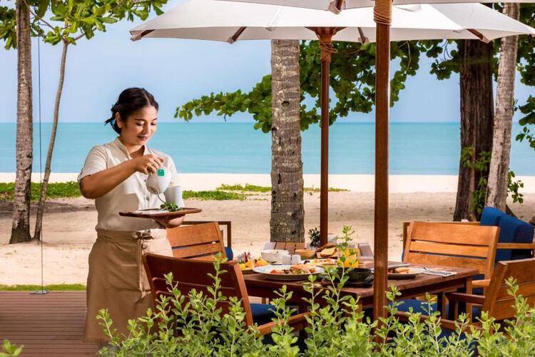 Outrigger Khao Lak Beach Resort
