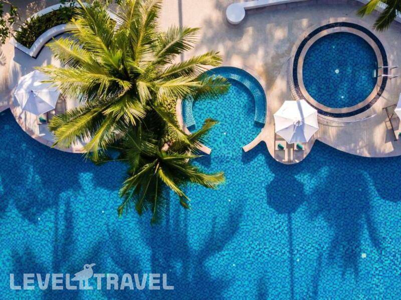 Фотография Outrigger Khao Lak Beach Resort