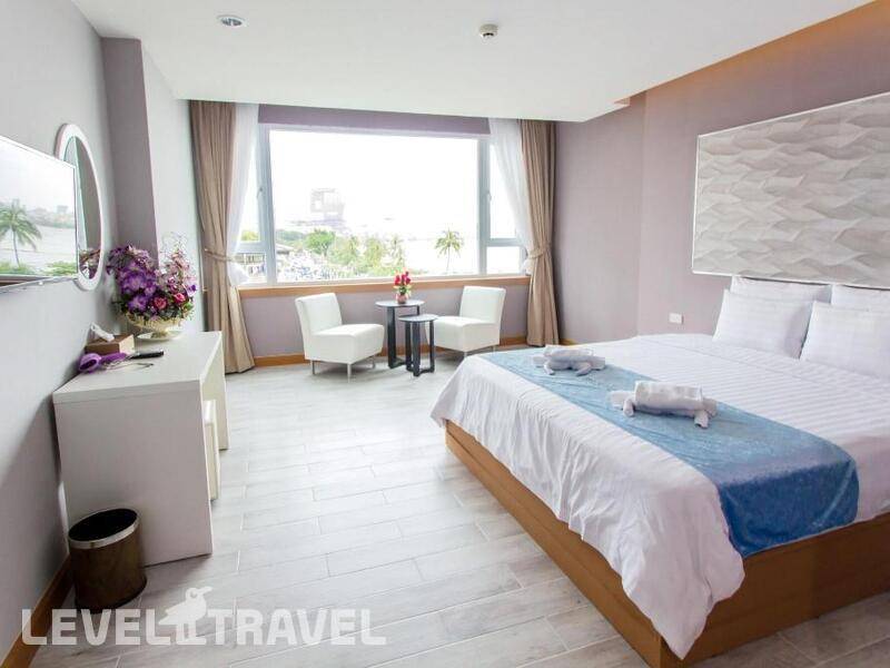 Фотография The Beach Front Resort