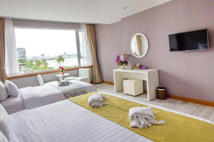 The Beach Front Resort