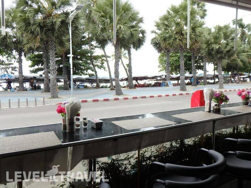 Фотография The Beach Front Resort
