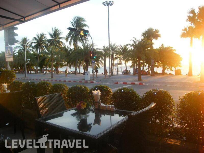 Фотография The Beach Front Resort