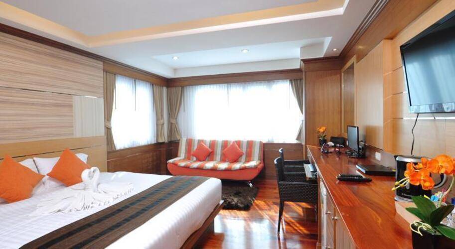 Indigo Patong Hotel