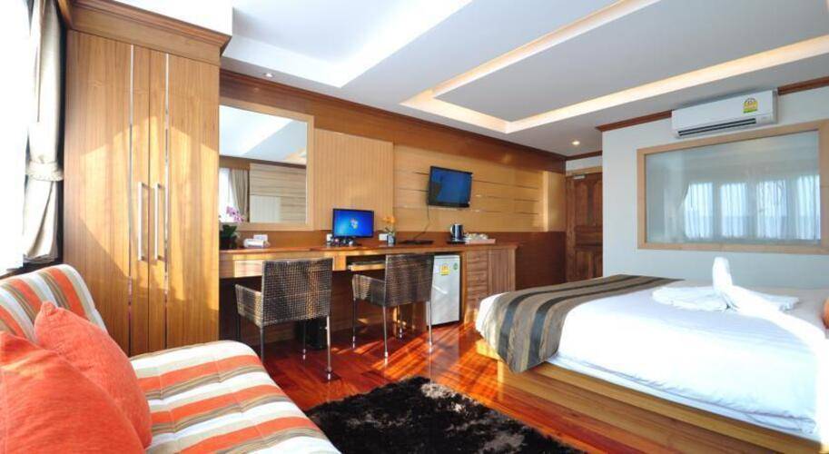 Indigo Patong Hotel