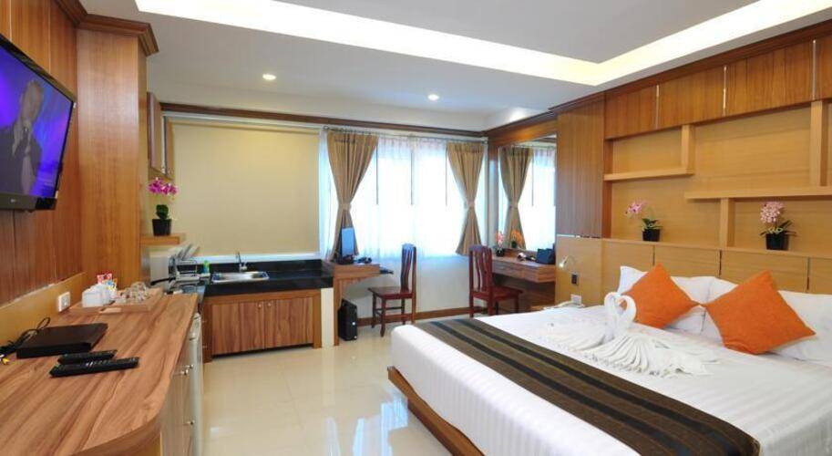 Indigo Patong Hotel