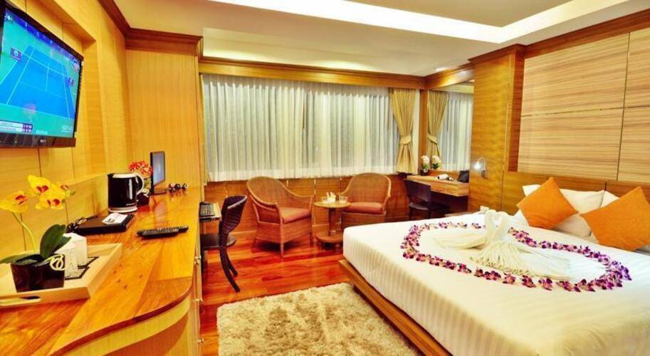 Indigo Patong Hotel
