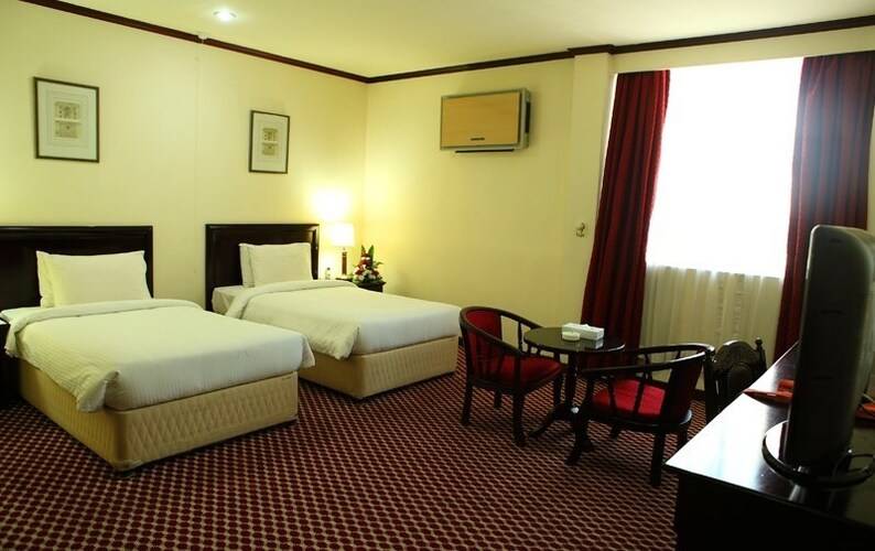 Fortune Karama Hotel