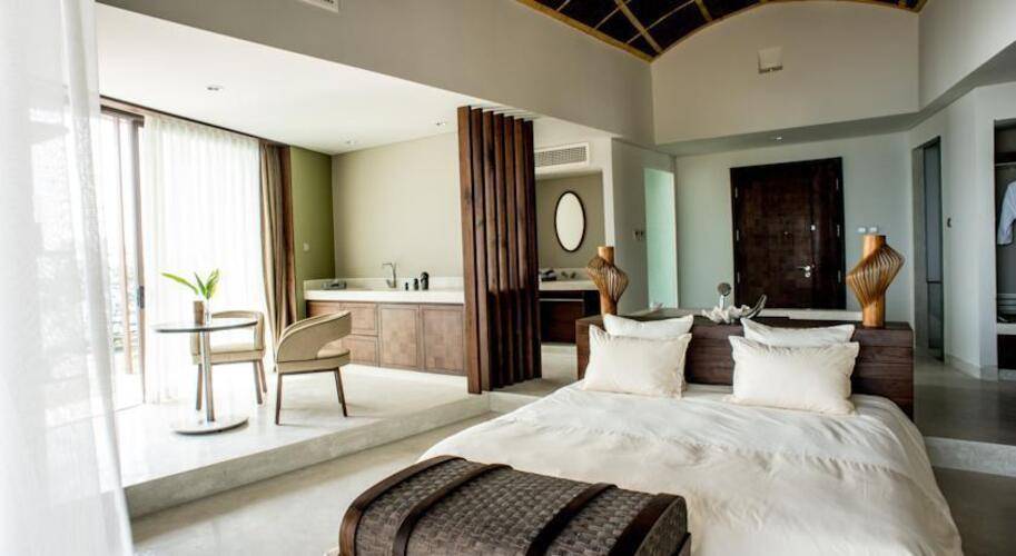 The Shells Resort & Spa