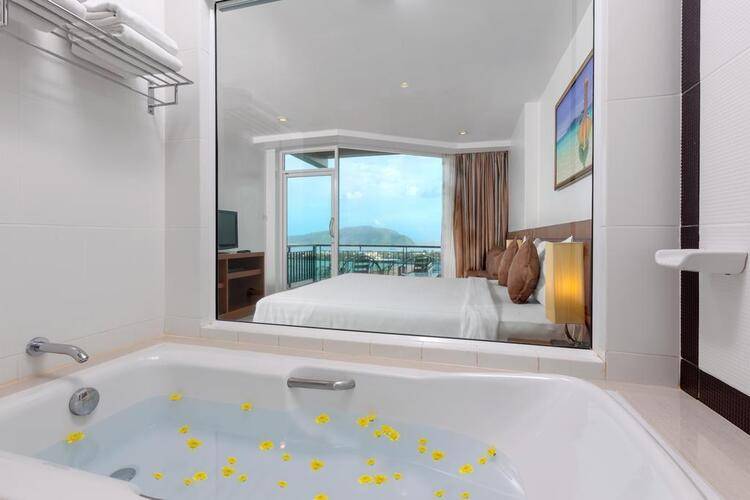 The View Rawada Resort & Spa