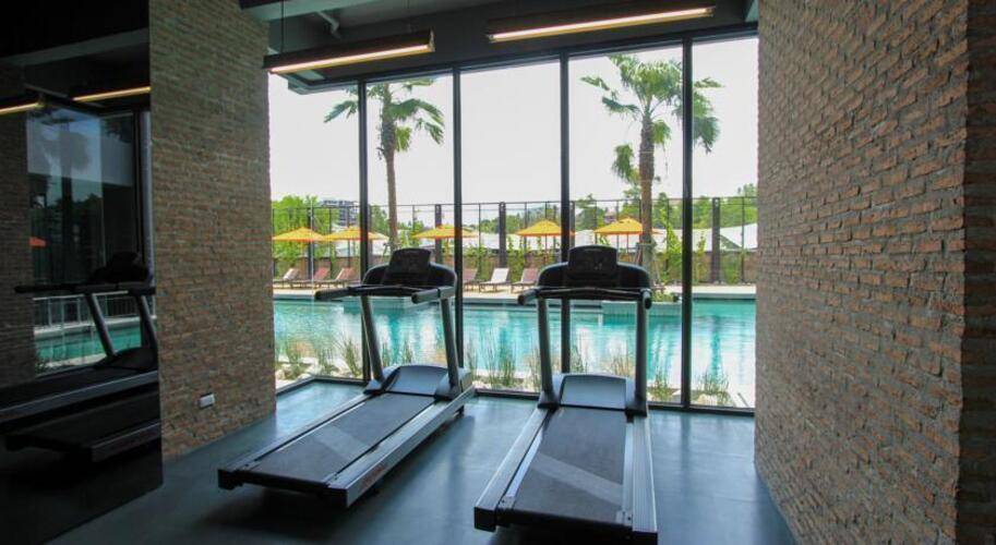 Sugar Marina Resort – Surf