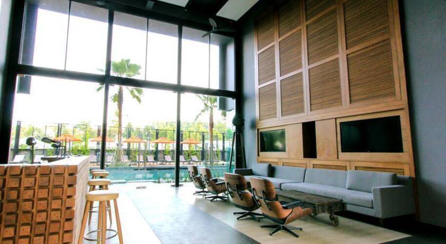Sugar Marina Resort – Surf