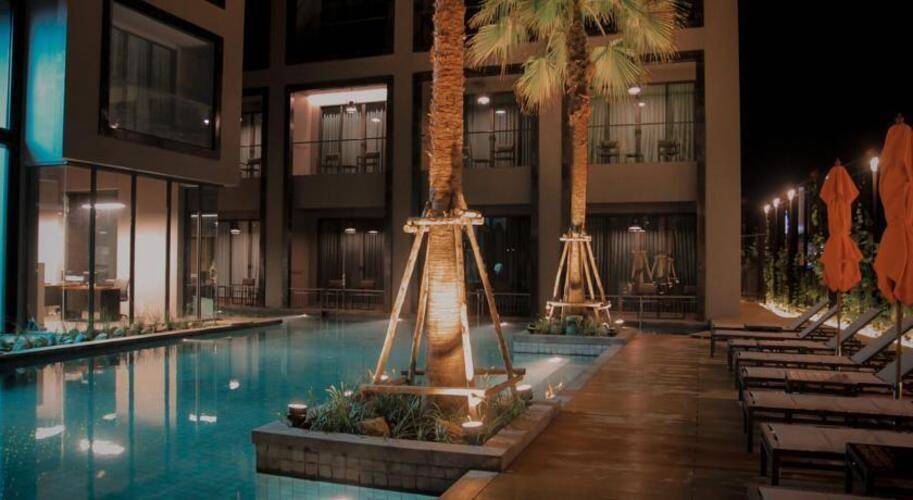 Sugar Marina Resort – Surf