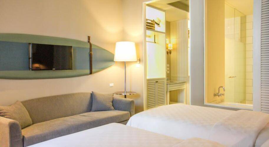 Sugar Marina Resort – Surf