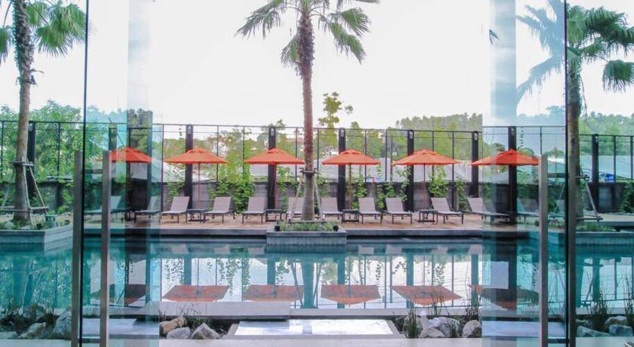 Sugar Marina Resort – Surf