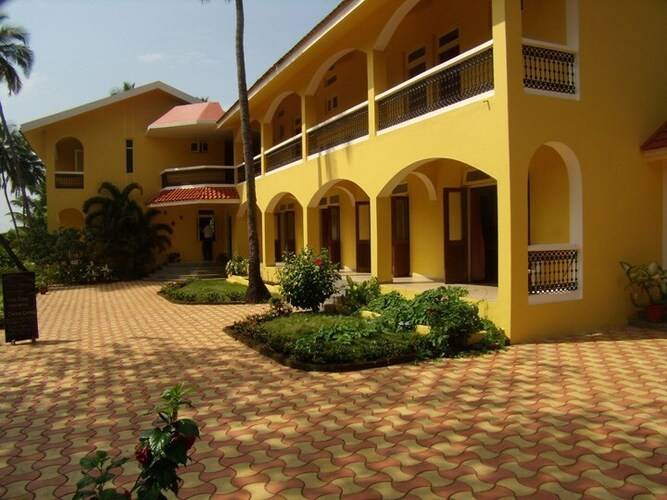 Carina Beach Resort