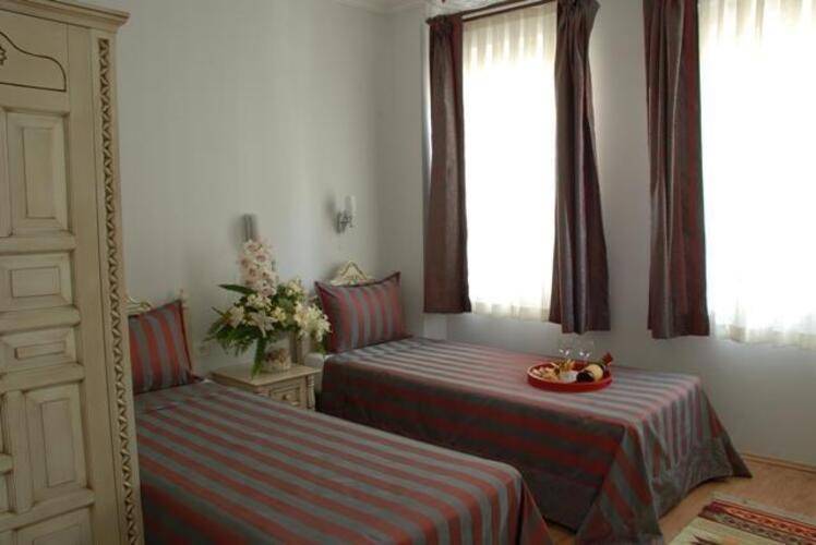 Kaftan Hotel