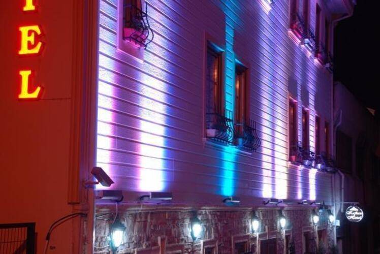 Kaftan Hotel
